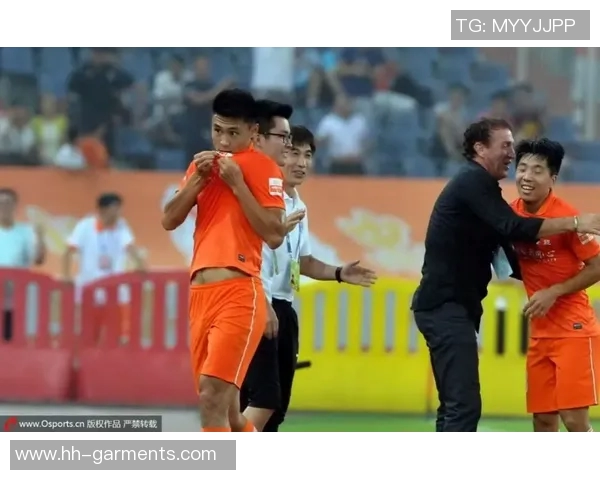 北京攀岩队配合问题引发热议运动员间默契与信任的挑战