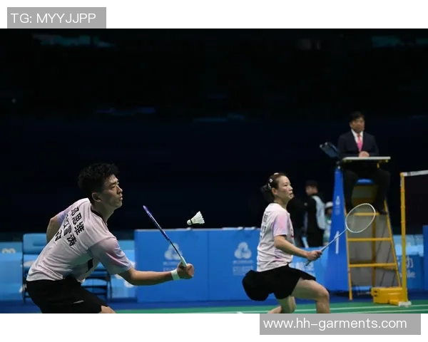 全运会精彩回顾重庆羽毛球队展现出色速度与团队默契